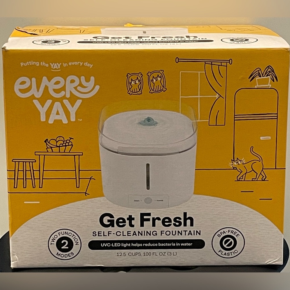 EveryYay Self-Cleaning Pet Fountain 100 fl oz
